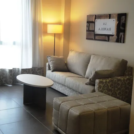 Pierre & Sants Apartament *