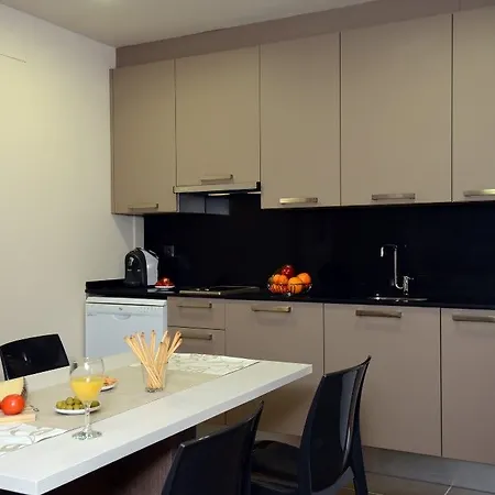 Pierre & Sants Appartement