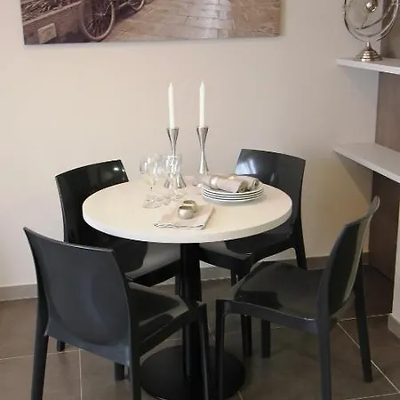 Pierre & Sants Appartement *