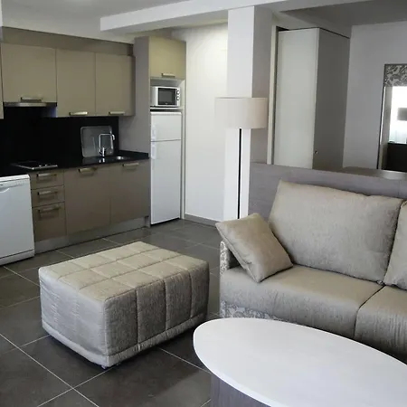 Appartement Pierre & Sants