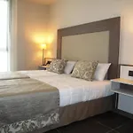 Pierre & Sants Apartamento *
